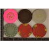 Image 2 : 6 PLASTIC CASINO GAMING CHIPS, 2-25 CENT, 2-$1 &