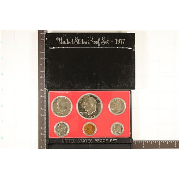 1977 US PROOF SET (WITH BOX)