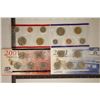 Image 2 : 2001 US MINT SET (UNC) P/D (WITH ENVELOPE)