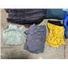 Image 3 : Group lot - x6 Patagonia Jackets / Underwear / Jumpsuit - Approx Value : $610 - Underwear (XL) - Gre