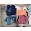 Image 2 : Group lot - x7 Patagonia Jackets / Vests - Approx Value : $1,160 - White Vest (XL) Womensw/tags - Bl