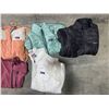 Image 3 : Group lot - x7 Patagonia Jackets / Vests - Approx Value : $1,160 - White Vest (XL) Womensw/tags - Bl