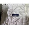 Image 4 : Group lot - x7 Patagonia Jackets / Vests - Approx Value : $1,160 - White Vest (XL) Womensw/tags - Bl