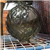 Image 2 : Handcrafted asian style basket w/ lovely vase glass