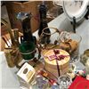 Image 4 : Group of assorted Chinese decor