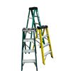 Image 1 : Group lot - x3 fiberglass & aluminum ladders -( x2) 4' / (x1) 6'