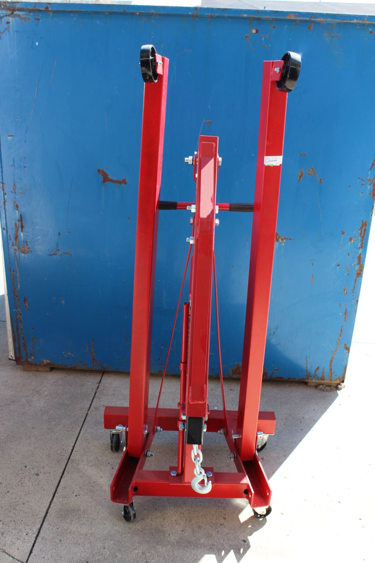 Torin Big Red Two Ton Hydraulic Engine Crane