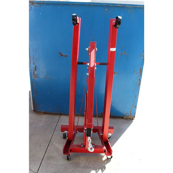 Torin Big Red Two Ton Hydraulic Engine Crane