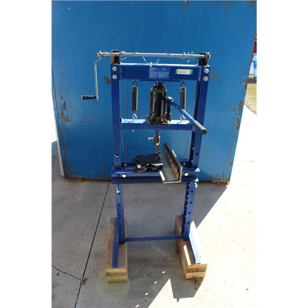 Powerfist 12 Ton Hydraulic Shop Press With Angle Iron & Accessories