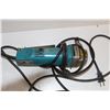 Image 7 : Makita Nibbler, Skil Belt Sander
