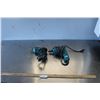 Image 1 : (2) 3/8" Makita Drills