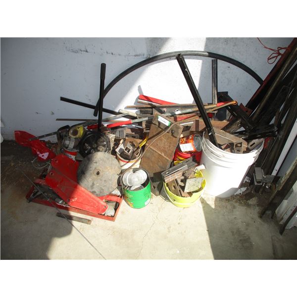 Assortment of Scrap Iron, Scrap Metal