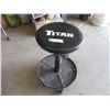 Image 1 : Titan Mechanics Stool on Casters