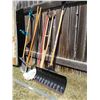 Image 1 : Snow Shovels, Wet Mops, Crutch, Push Broom, Squeegee, Whip