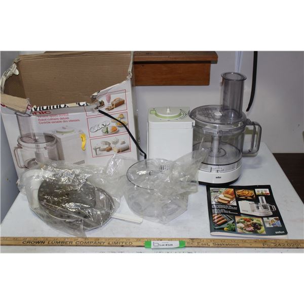 Braun Food Processor w/Original Box, Accessories & Literature