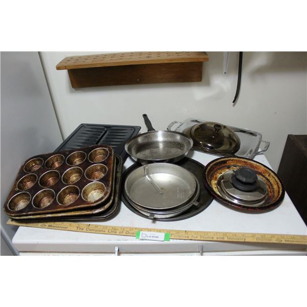 Various Baking & Cooking Ware - Broiler Pan, (3) Muffin Pans, Frying Pan, Platter, (2) Glass Lids, P