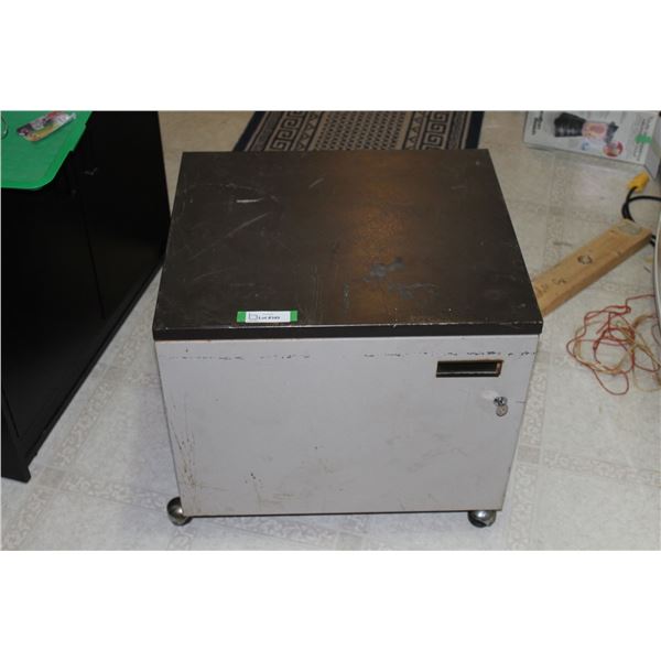 Steel Cabinet on Castors w/Lock & Key