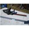 Image 1 : Black & Decker 16" Electric Hedge Trimmer