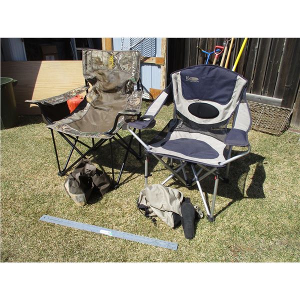 (2) Folding Lawn Chairs With Bags