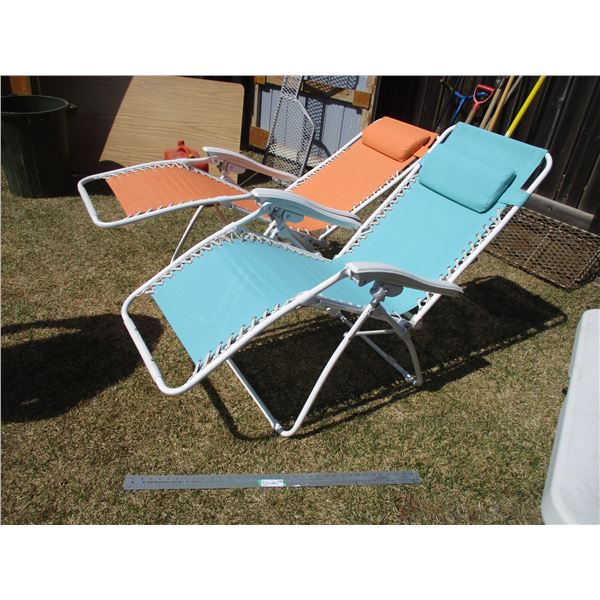 (2) Reclining Lawn Chair Loungers