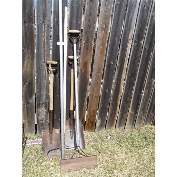 Shovel, Flat Spade, Rake, Ice Chipper