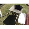 Image 2 : Wheelbarrow, Snow Fence, Plastic Tub
