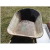 Image 3 : Wheelbarrow, Snow Fence, Plastic Tub