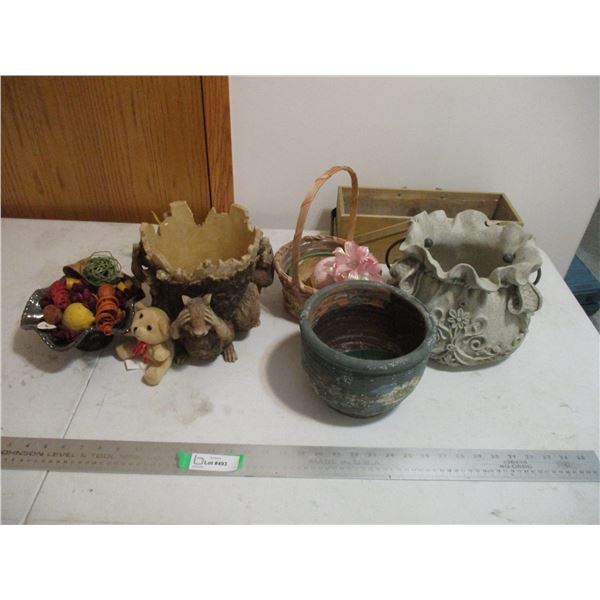 Flower Pots, Basket, Ornaments, etc.