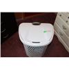 Image 5 : Laundry Hamper - 26" Tall; Clip On Lamp