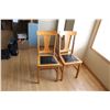 Image 1 : (2) Wooden Chairs With Upholstered Seats
