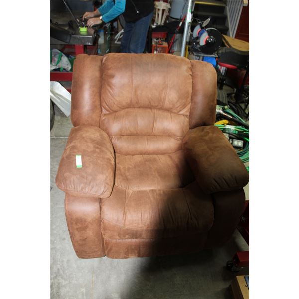 Rocker/Recliner Chair