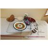 Image 1 : Grater, Tray, Baskets, Microwave Tray, Bird Ornament, Plastic Colander, Football Shaped Dishes