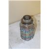 Image 3 : Iridescent Glass Cannister
