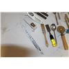 Image 2 : Assortment of Cutlery and Kitchen Utensils