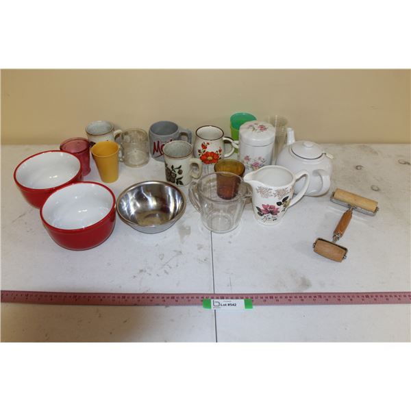 Mugs, Cups, Teapot, Measuring Cup, Pitcher, Red Mixing Bowls, Stainless Steel Bowl