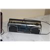 Image 3 : GE Ghetto Blaster, Lloyd's Radio Alarm, Shower Clock Radio, Garbage Can