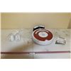 Image 1 : iRobot Roomba With Attachments & Manual