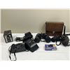Image 1 : Assorted Cameras & Binoculars