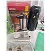 Image 3 : Assorted Kitchen Gadgets