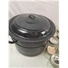 Image 3 : Assorted Canning Jars & 3 Large Preserve Pots with Lids