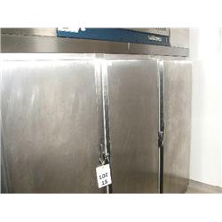 WILLIAMS STAINLESS STEEL 3 DOOR REFRIGERATOR WITH REMOVABLE SHELVES TEMPERATURE RANGE 1 / 4 DEGREE C