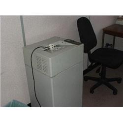 IDEAL 3104 B PAPER SHREDDER