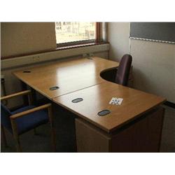 LIGHT OAK DESK WITH EXTENSION, 1 X METAL CABINET, 1 FILLING CUPBOARD, 1 X LIGHT OAK 3 DRAWER PEDESTA