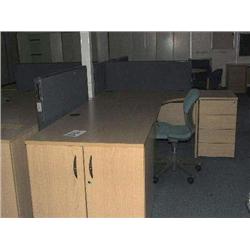 LIGHT OAK WORK STATION, 1 X 4 DRAWER PEDESTAL UNIT, 2 DOOR END CUPBOARD, DIVIDERS & 1 X CHAIR.