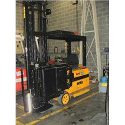 BOSS WJ13 REACH TRUCK YEAR 1989.