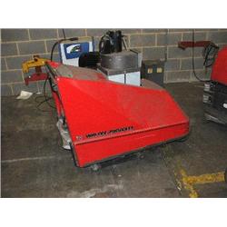 WALTER BROADLEY T8 CHALLENGER TYPE H FLOOR SWEEPER.