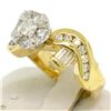 Image 3 : 14k Yellow & White Gold 1.0 ctw Fine Round & Baguette Diamond Solitaire Ring