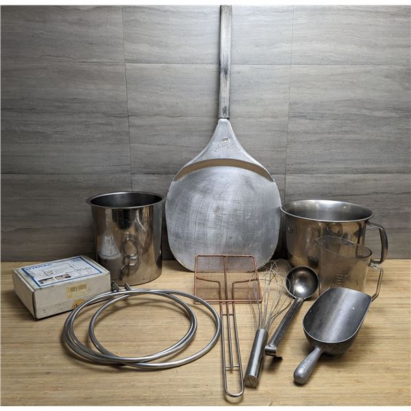 Assorted Kitchen Tools - Lot of Approx. 25pcs