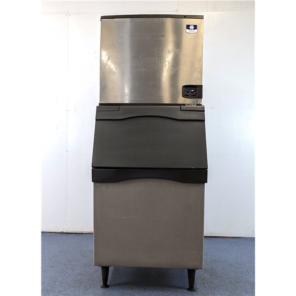 Manitowoc Indigo Series Air Cooled Dice Cube Ice Machine With 536lb Ice Bin