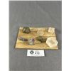 Image 1 : Assortment Of Loose Crystals w/ Stone Slab ( Approx. 6 3/4" x 4 1/4")